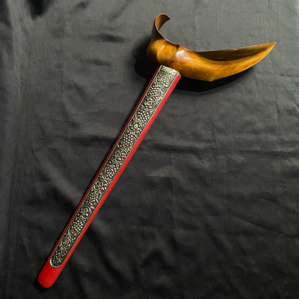 Warangka Ladrang Solo Kayu Cendana Pendok Slorok Kemalo Kuningan