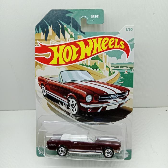 Diecast HotWheels 65 FORD MUSTANG CONVERTIBLE Skala 64