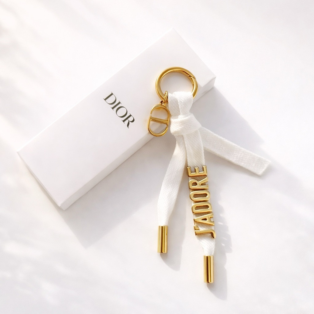 keychain gold luxury charm Authentic Gift Collection GWP GIFT VIP
