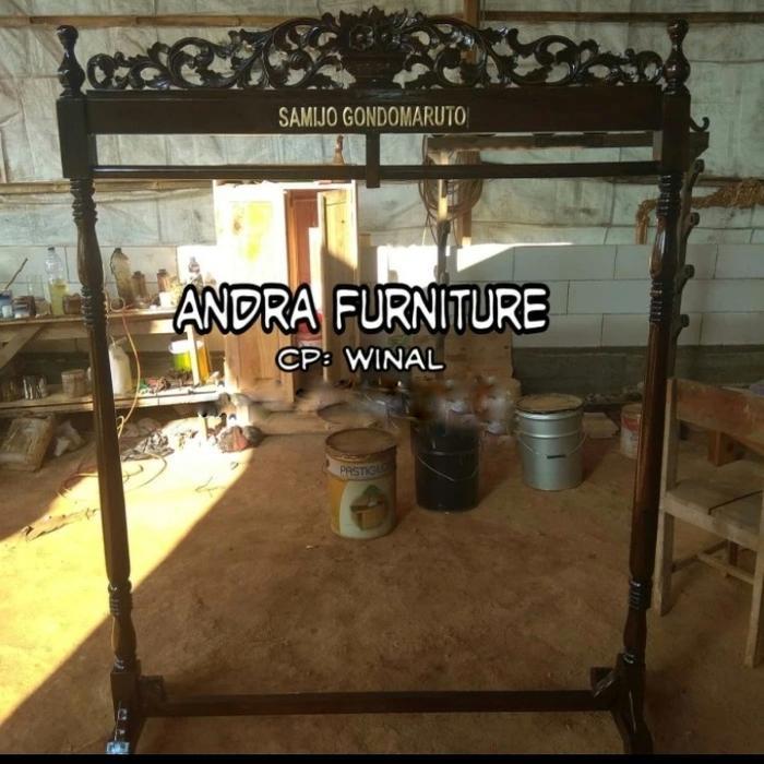 gawangan baju kayu ukir finishing antik