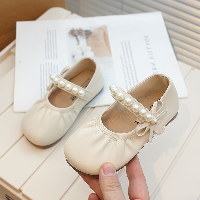 Sepatu Anak Perempuan Baru Model Sepatu Kacang Yang Lucu Dan Sepatu Tunggal Mutiara Kecil Yang Lucu