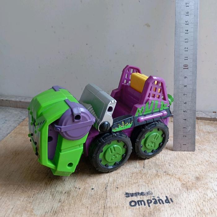mainan kendaraan mobil hulk hasbro 2ND