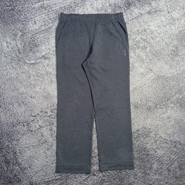 Celana panjang jogerpants ELLESSE abu tua casual murah size 30-40