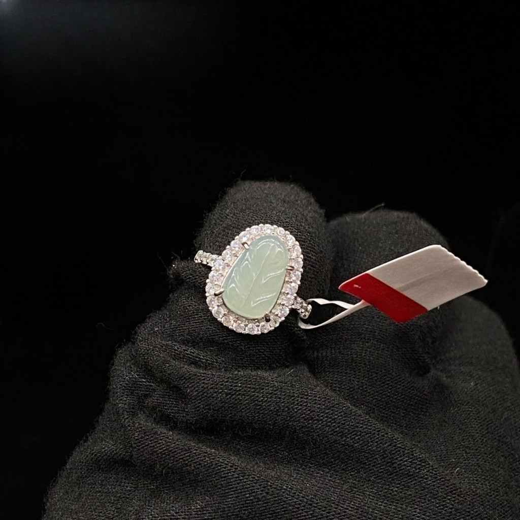 Alami Cincin jadeite, wajah cincin es, dengan sertifikat.