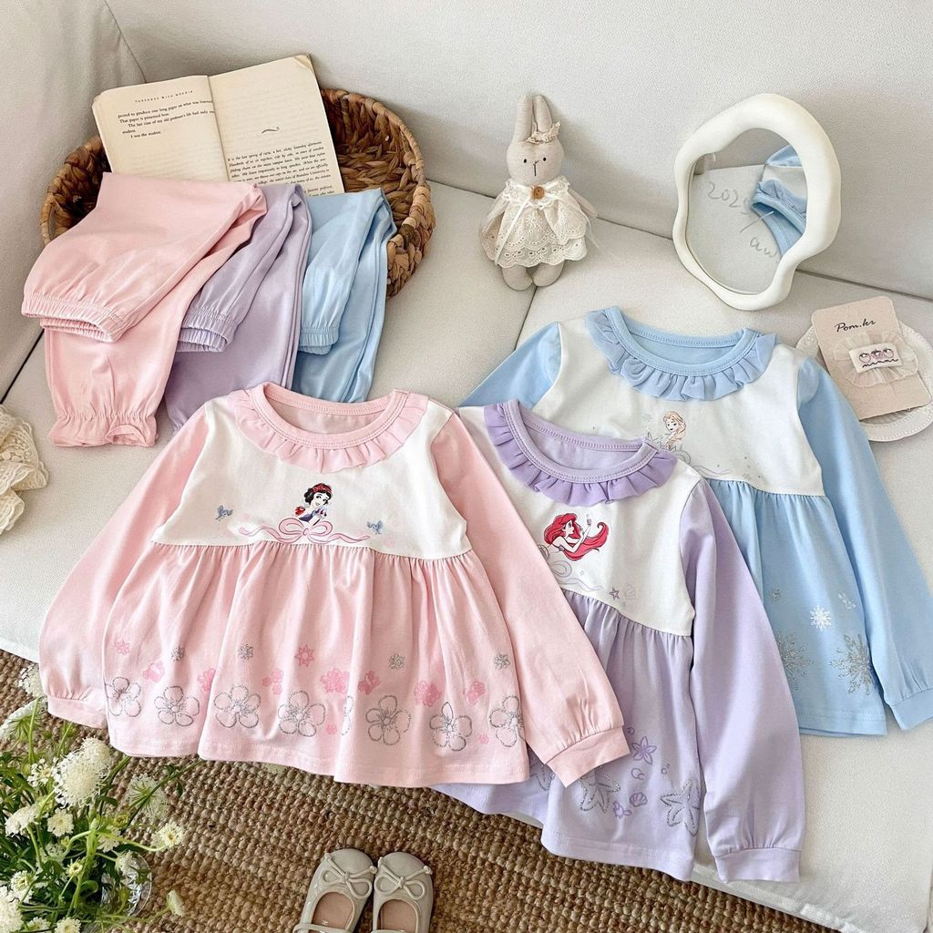 Piyama Anak Perempuan Lengan Panjang Motif Princess – Bahan Katun Lembut dan Nyaman Dipakai / Baju T