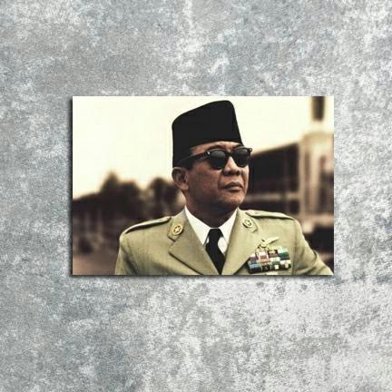 Pajangan hiasan Dinding Poster Ir Soekarno Big Salle 
