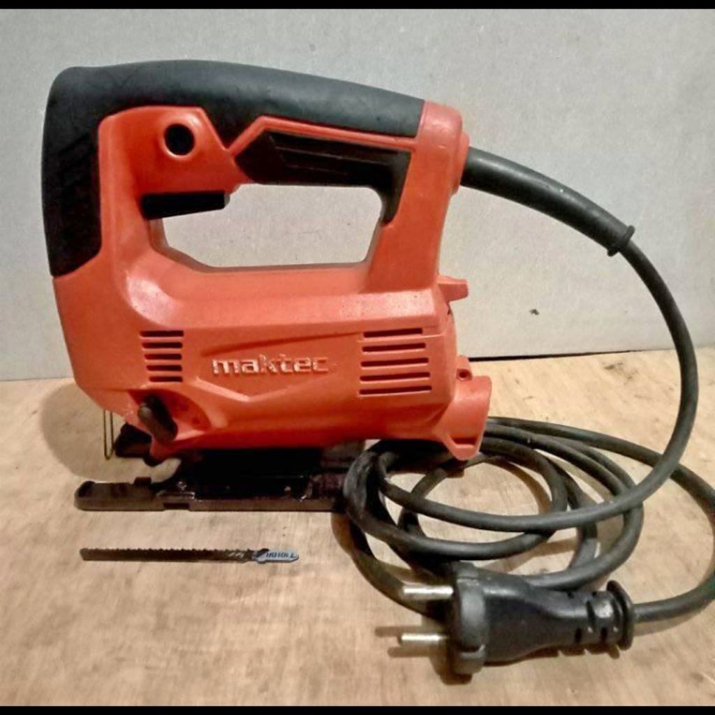mesin jigsaw gergaji kayu maktec mt431 Mikayo