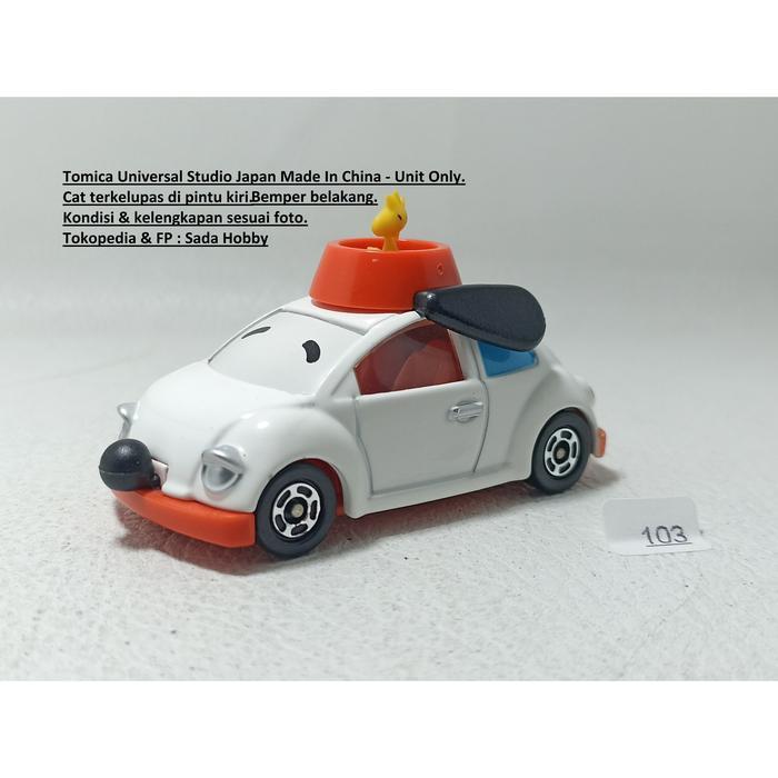 Universal Studio Peanuts Car Snoopy Tomica Diecast Miniatur