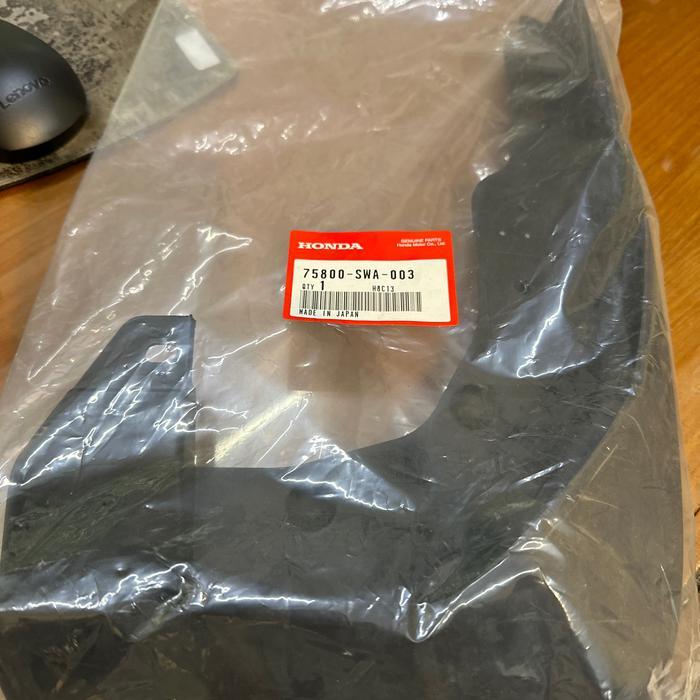 Honda Genuine 75800-SWA-003 karpet lumpur depan kanan Crv 2010-2012 PASSS