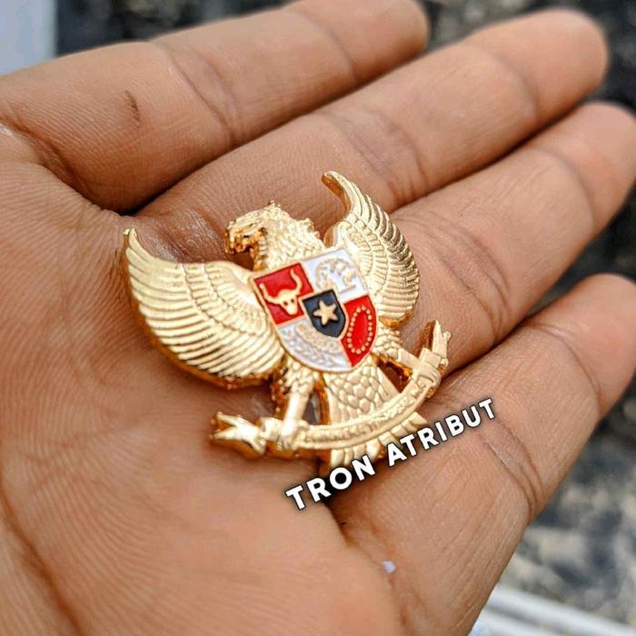 pin garuda Pancasila bahan cor timah  sepuh emas