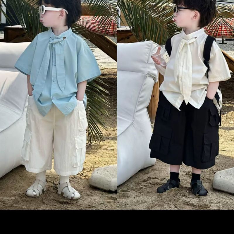 [Kota Dongeng]Setelan anak laki-laki: kemeja dengan dasi dan celana chino putih, gaya serbaguna.