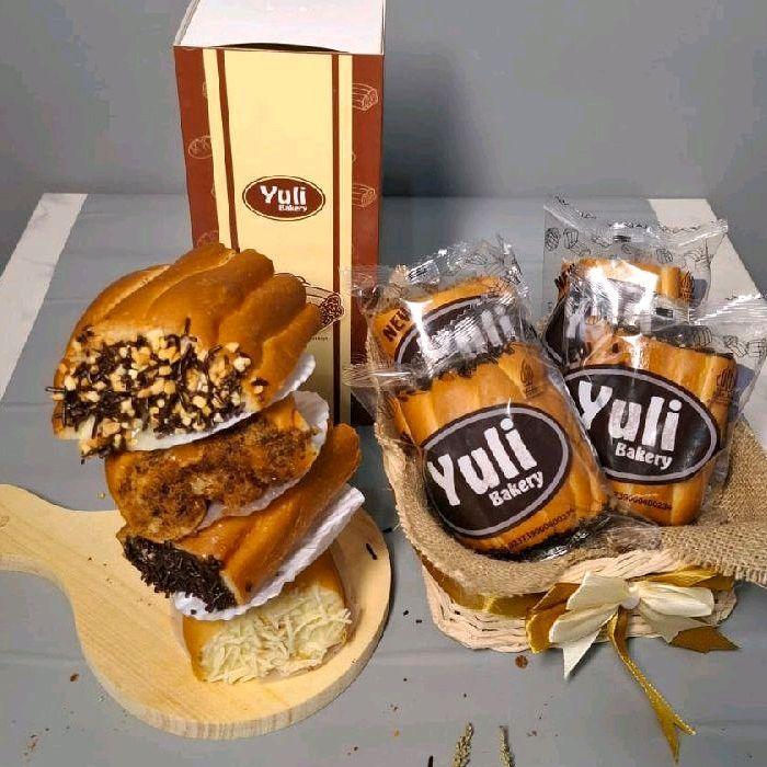 [5PCS] ROTI GULUNG BY YULI BAKERY