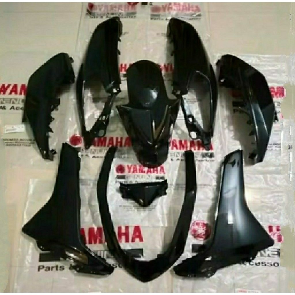 BODY BODI  HALUS  FULL SET NMAX OLD NMAX HITAM GLOSSY ORIGINAL YGP GENUINE PARTS