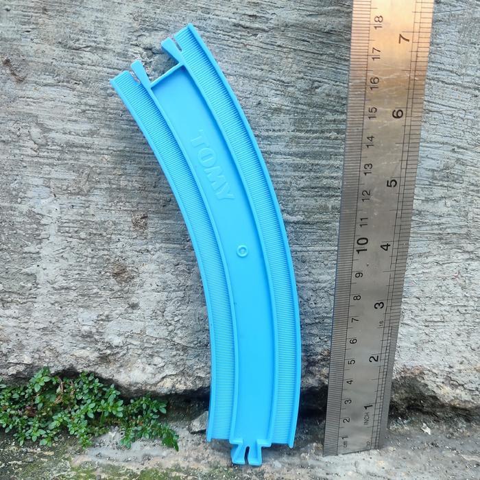 Track Parts Tomy Plarail Rel Kereta Thomas & Friends Lengkung R 14 Ori TERBAIK...!!!