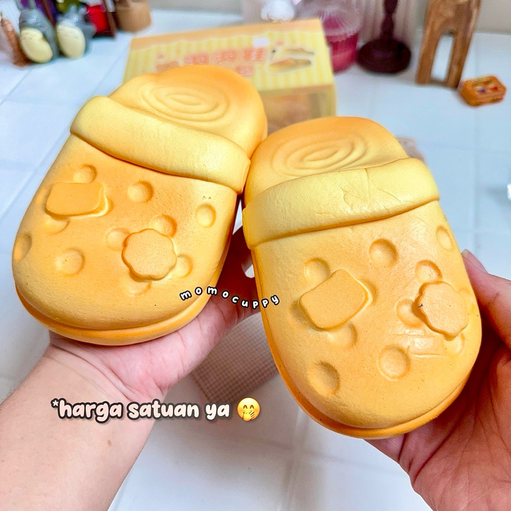 AUPSHOP MOMOCUPPY jumbo crock’s shoe squishy super slow & soft by Inemo squishy
