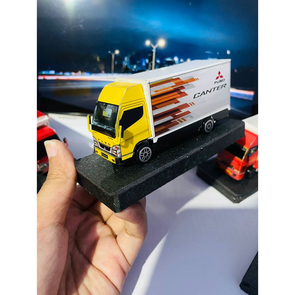 Miniatur Truk Box Mitsu Fs Canter Kecil Skala 64 Size Imut