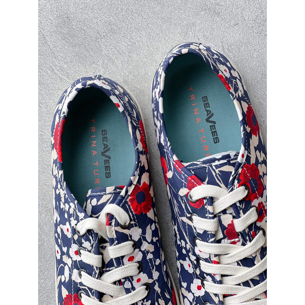 SEAVEES - Trina Turk Monterey Sneaker - Sepatu Wanita - Woman Sneakers