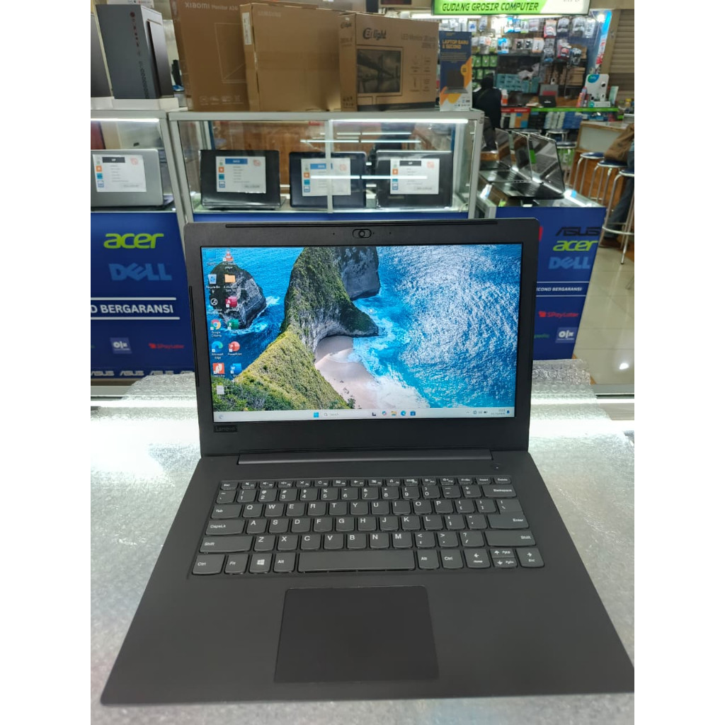 Laptop Lenovo V130 core i3 gen 7 RAM 4GB SSD 128GB Mulus Siap Pakai