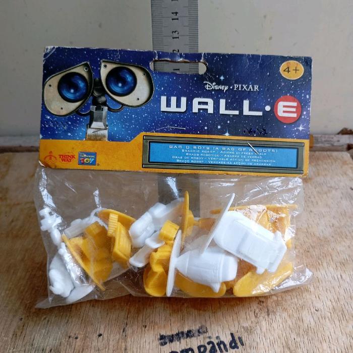 mainan plastik wall e disney pixar think way Dcast