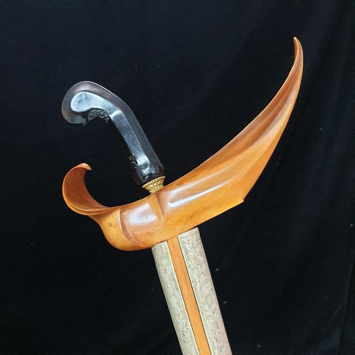 keris jangkung patrem luk 3 warangka ladrang kayu cendana istimewa sepuh pamor pedaringan kebak