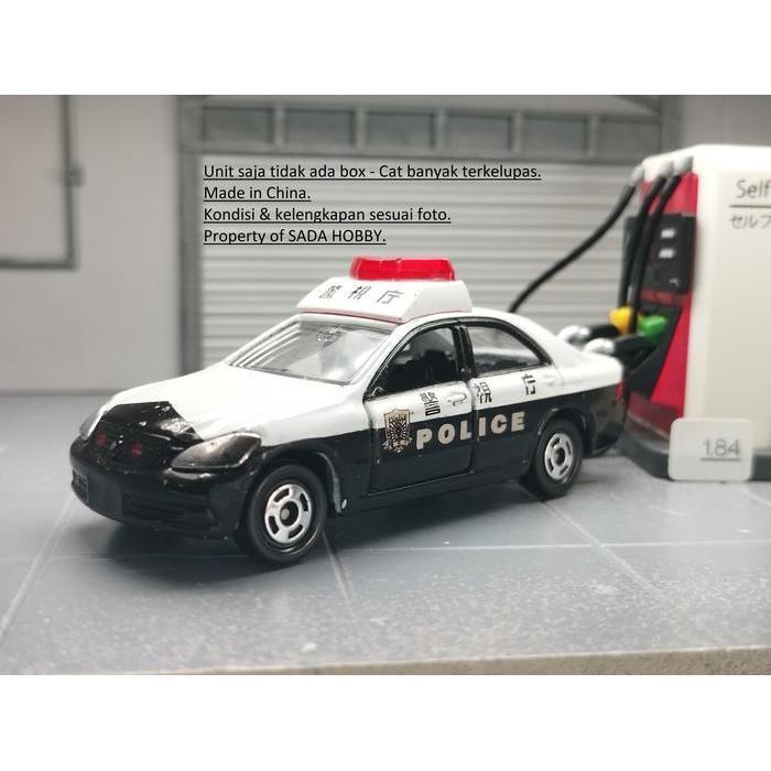 Tomy  No 32 Toyota Crown Patrol Car 110 Loose Tomica Diecast Miniatur