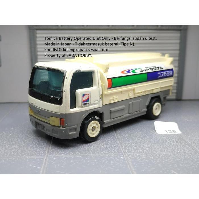 Motor  Battery Operated BO Nissan Atlas Cosmo Oil Tank Truck Japan Tomica Diecast Miniatur