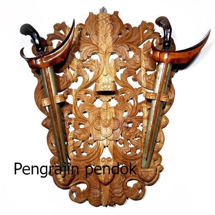 Blawong Tempat Keris Tempel Dinding Isi 3 Ukir QW4