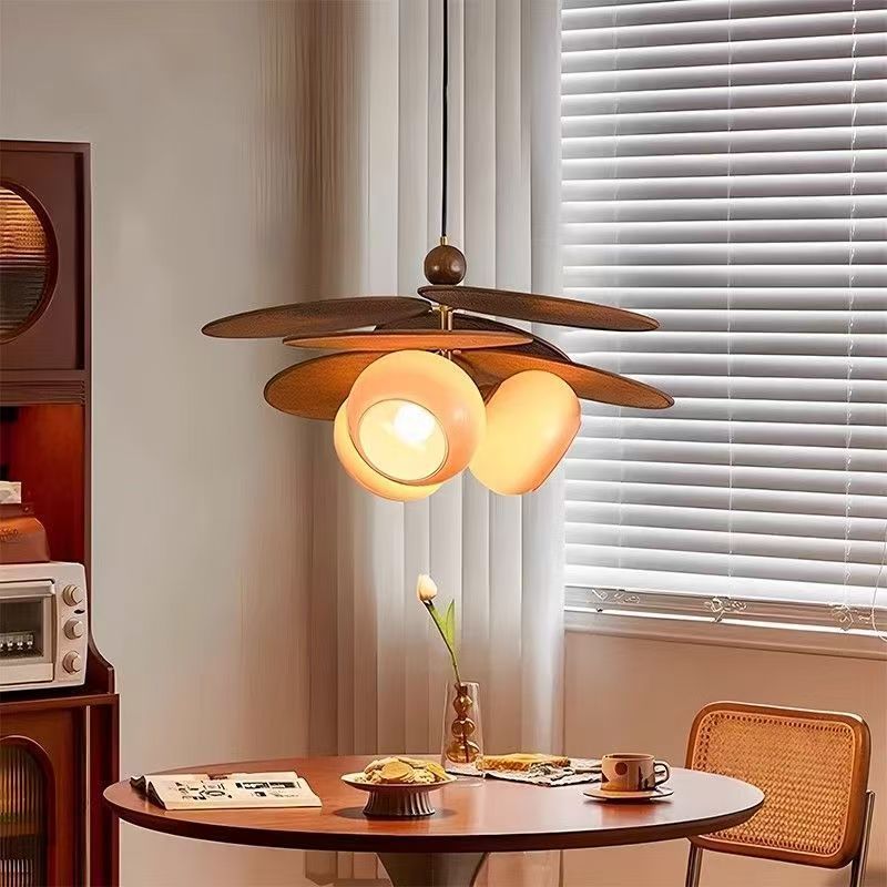 Lampu Gantung Rotan French Retro Vintage Chandelier Lampu Meja Makan Wabi Sabi Cafe Balkon Estetik