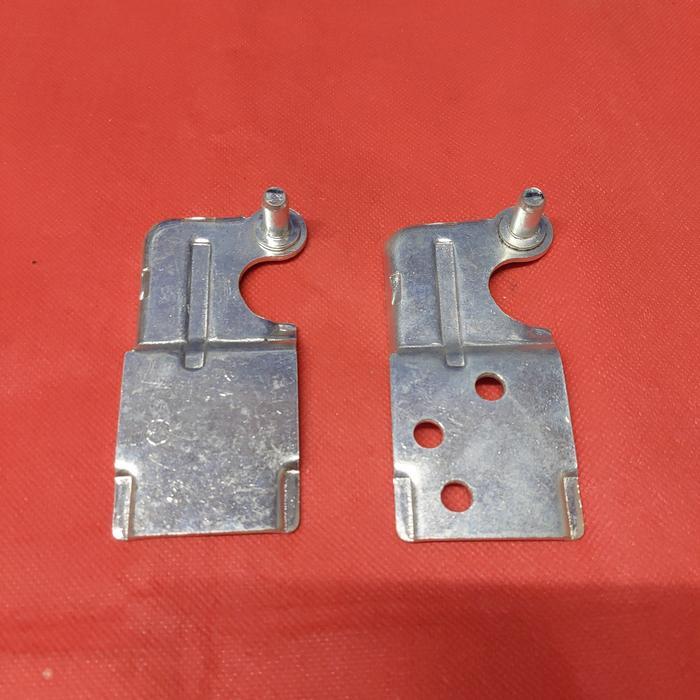 Engsel pintu kulkas original Sharp set BEST
