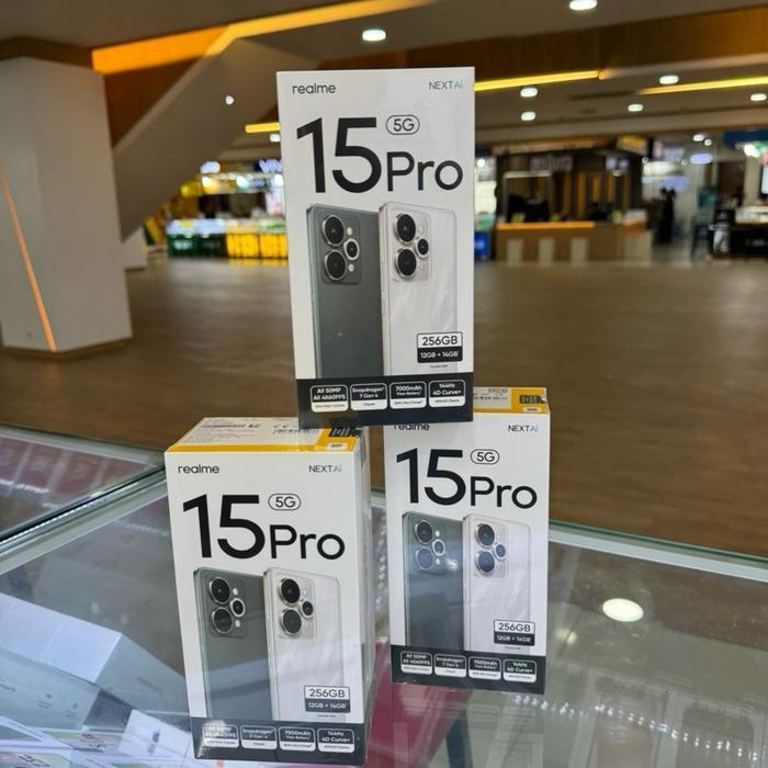 realme 15pro 5G ram 12/256gb