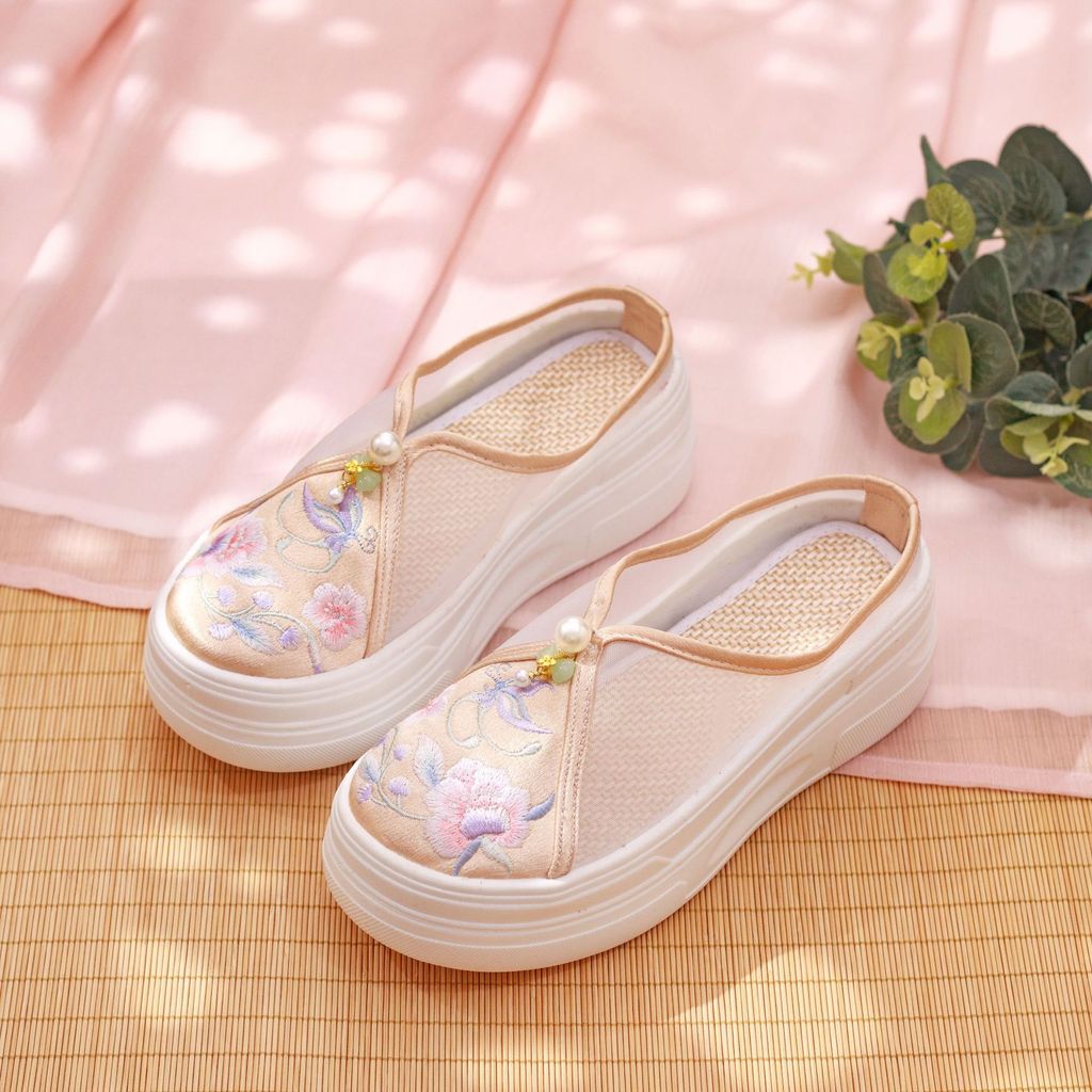 Sepatu Hanfu, sepatu bordir tradisional, sepatu wanita penambah tinggi badan