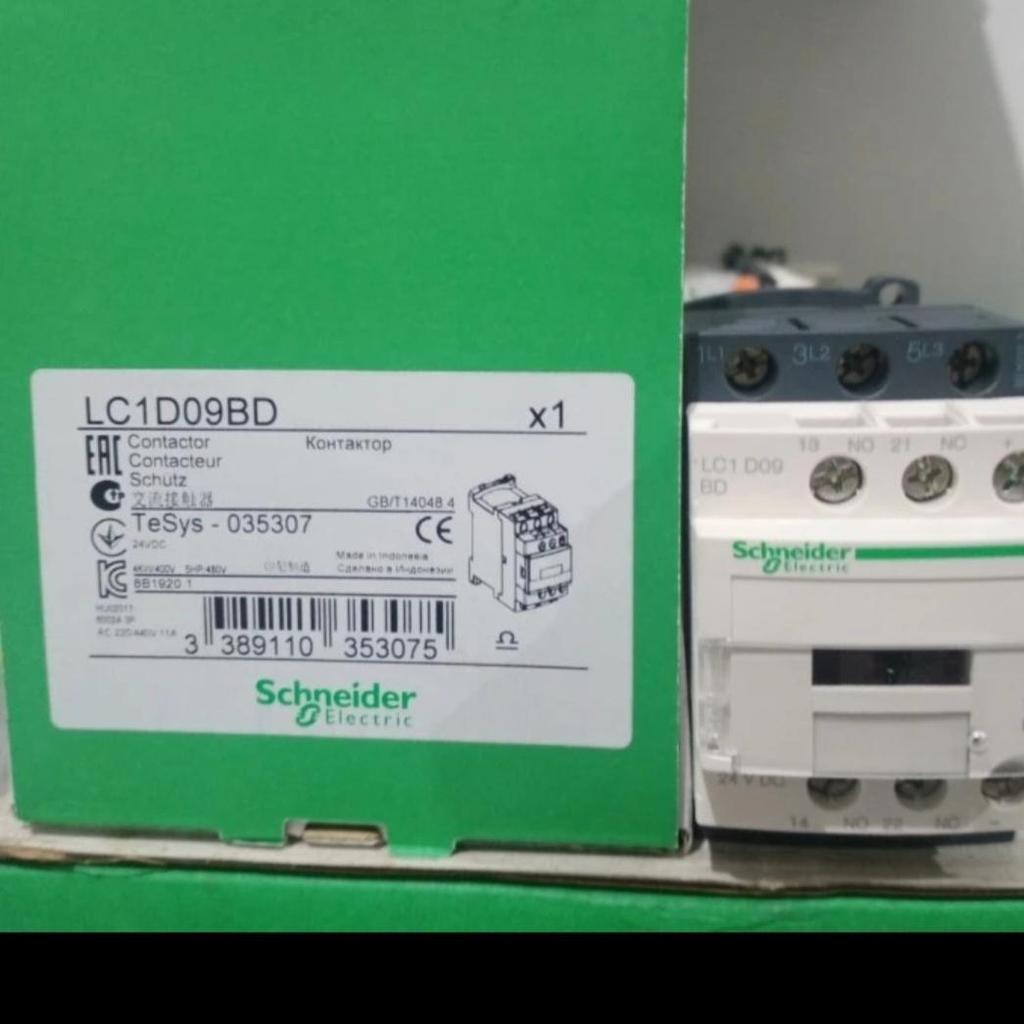 kontaktor  contactor schneider LC1D09BD 24V DC