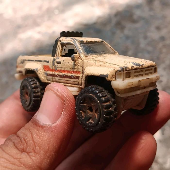 hotwheels 87 toyota bahan custom diecast pickup diecast jdm hotwheels loose diecast loose