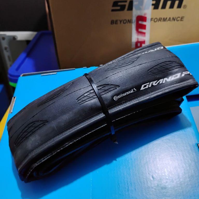 Ban Luar RoadBike RB Continental Grand Prix 700 x 28C 700x28