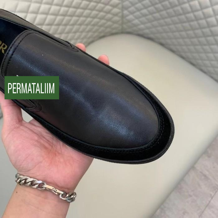 sepatu pria slip on sneaker cowok Kulit Hitam Permataliim