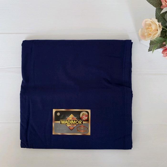 Promo Sarung Tenun Wadimor Hitam Polos Dewasa, Sarung Wadimor Hitam Polos  Pria Muslim Nyaman - Hita