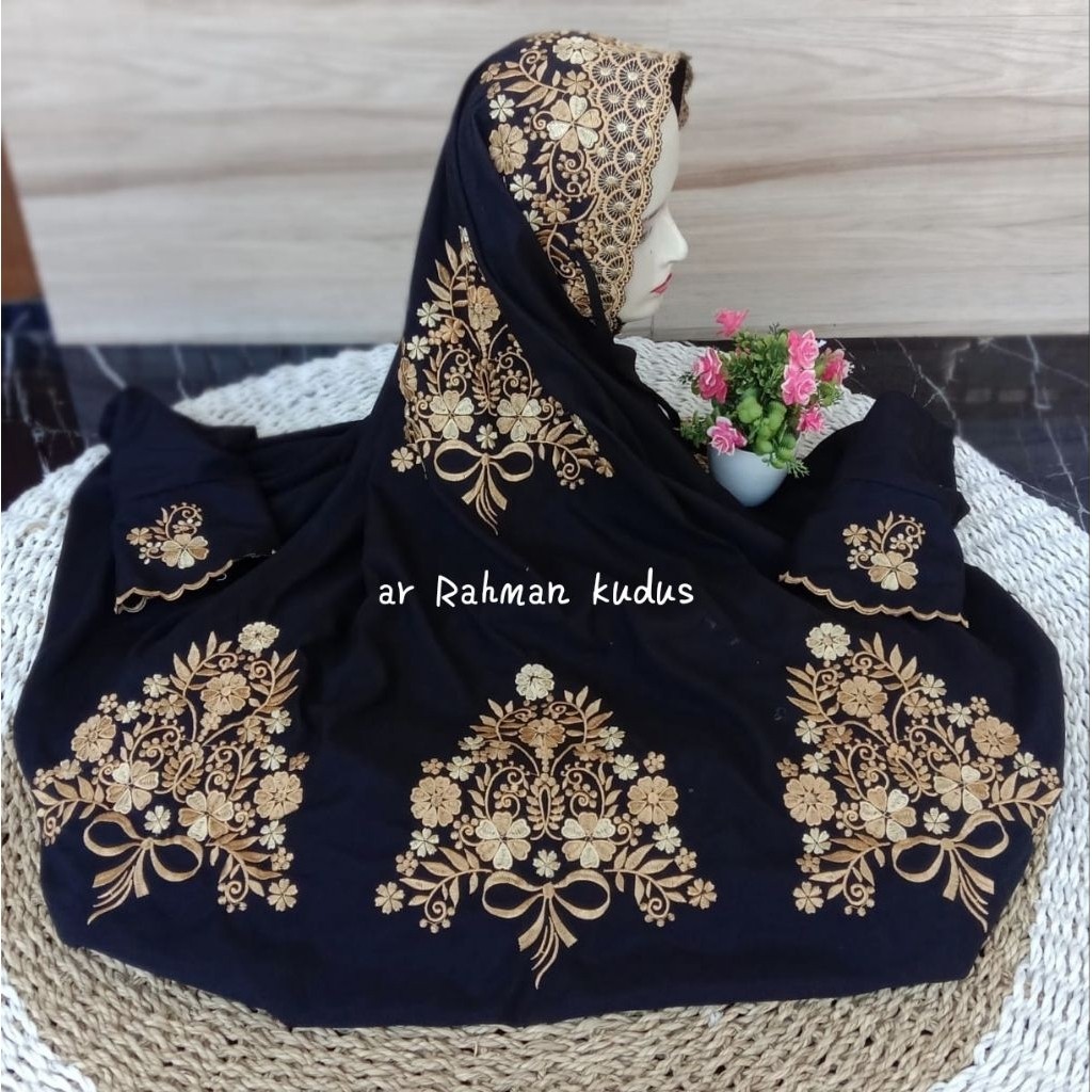 LOWESHOP MUKENA TERUSAN DEWASA KAIN HITAM BORDIR CANTIK