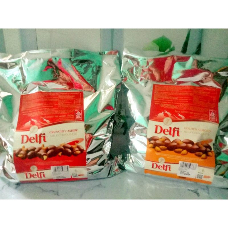 Coklat Delfi Mede 1kg murah / Coklat Delfi Almond 1kg murah/Coklat Kiloan Delfi/coklat delfi kiloan