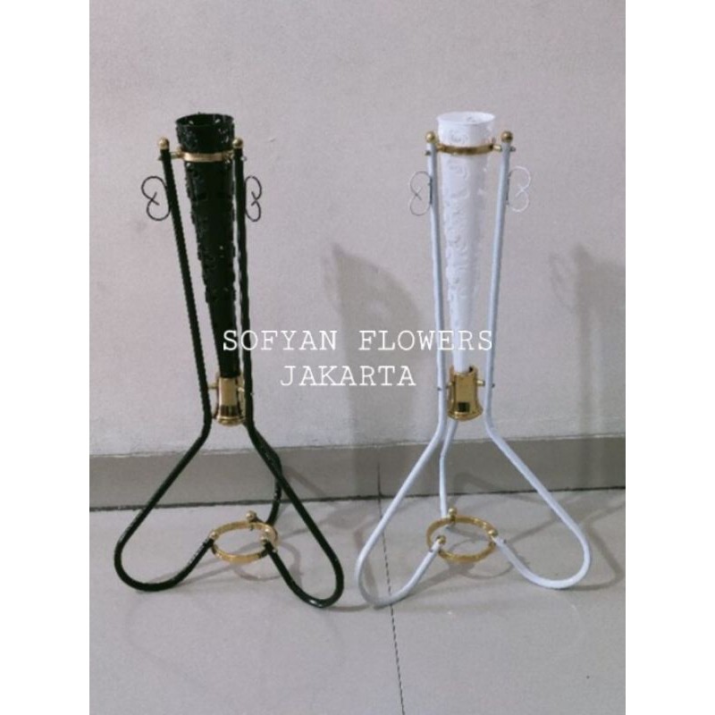 TERMURAHPot Berdiri Kerucut Plastik & Besi Import - Tinggi 70cm, Cocok untuk Tanaman Plastik / Pot s