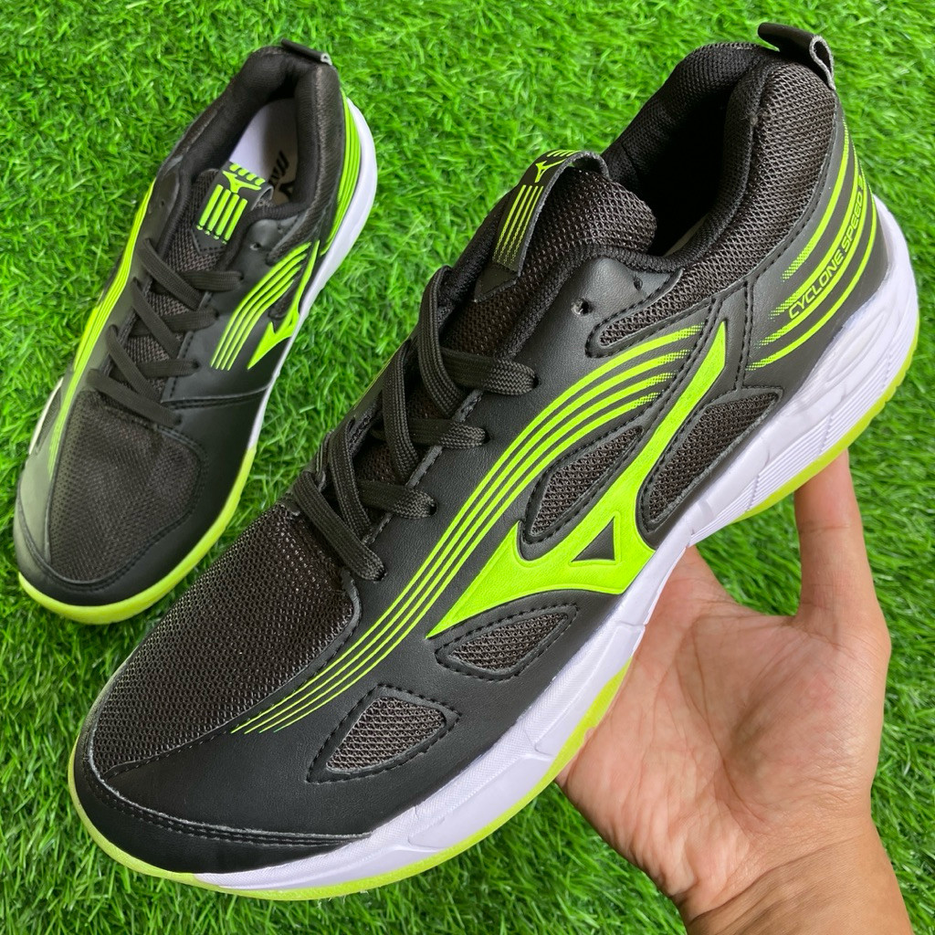 Sepatu Badminton Mizuno Black Stabilo ukuran 43