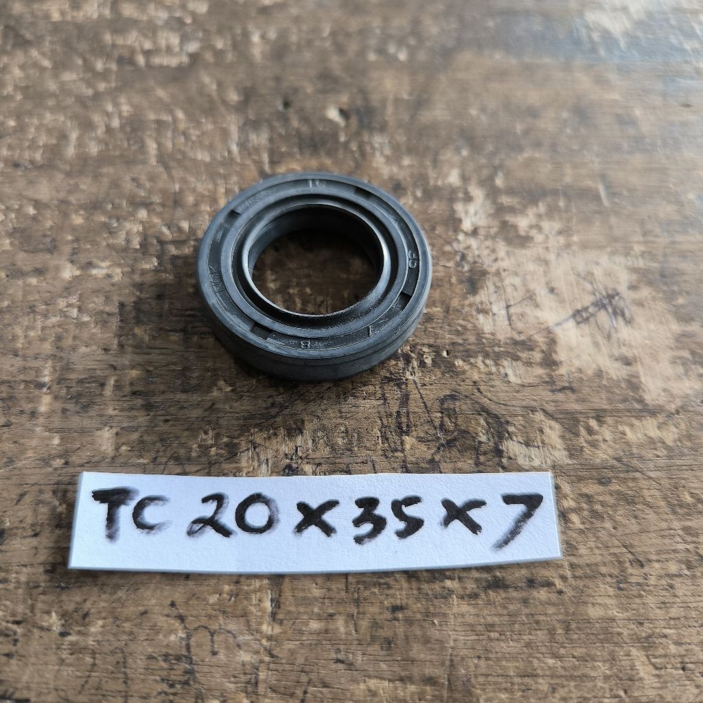 Seal 20x35x7 Japan High Quality