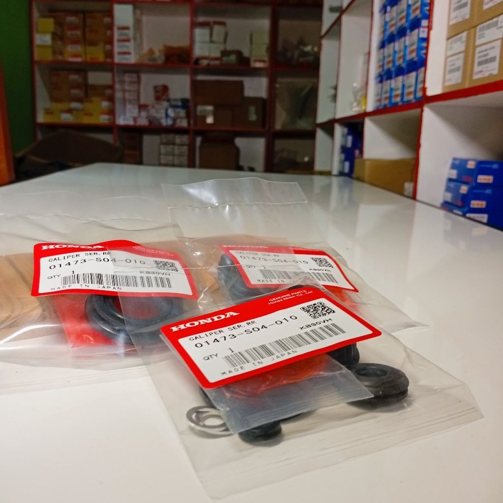 =AKSESORIS OTOMOTIF= 01473 S04 SAM Unit / Assy Komplete SET Seal Karet Kit Kaliper Caliper Rem Belak
