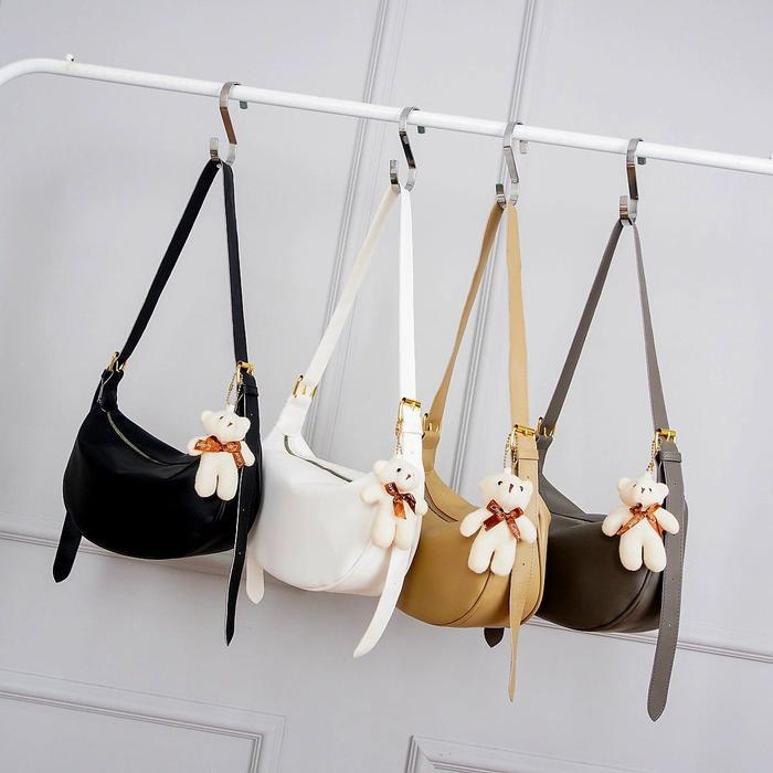 [ SPECIAL LIVE ] - Aira Tas Selempang Wanita + Gantungan Boneka / Shoulder Bag Moon Hobo Kulit PU - 