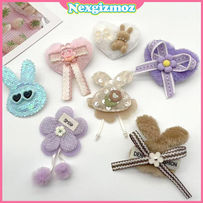 Bros Bola Kartun Boneka Mewah Lucu Desain Ceruk Wanita dengan Pin Sweater Aksesori Dekoratif untuk F