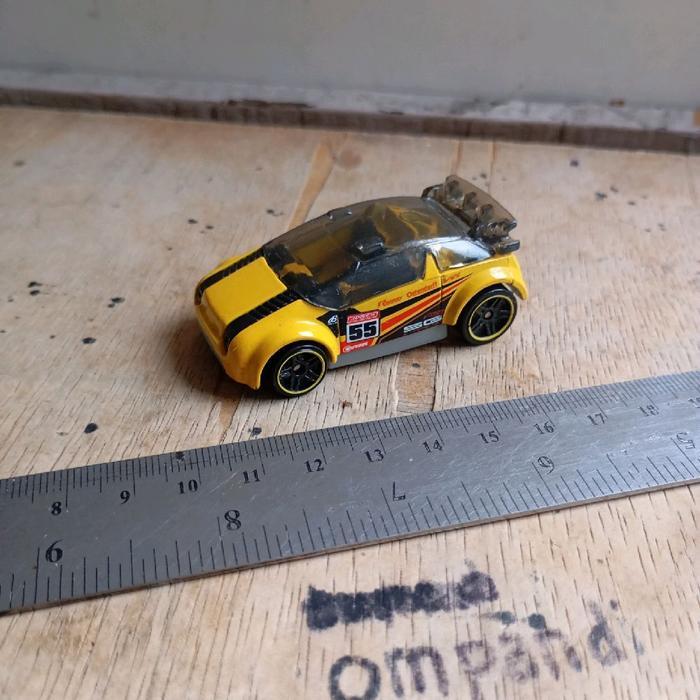 Mainan Anak hot wheels  super gnat Loose