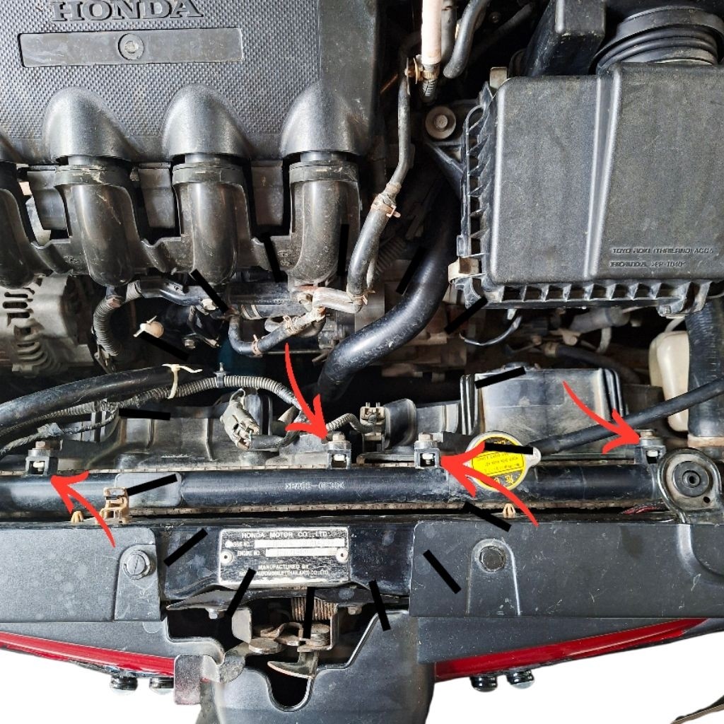 4set baut dan mur kedudukan kipas radiator mobil honda city jazz dll..