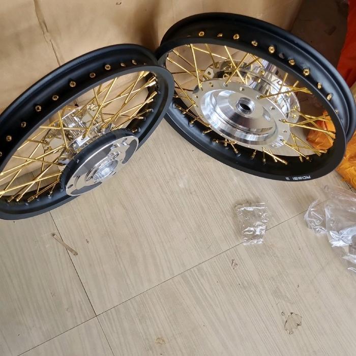 velg N max new ring v rossi uk 140/160x14,uk160/185x14,uk 185/215x14 - N max new 140/160x14, hitam d
