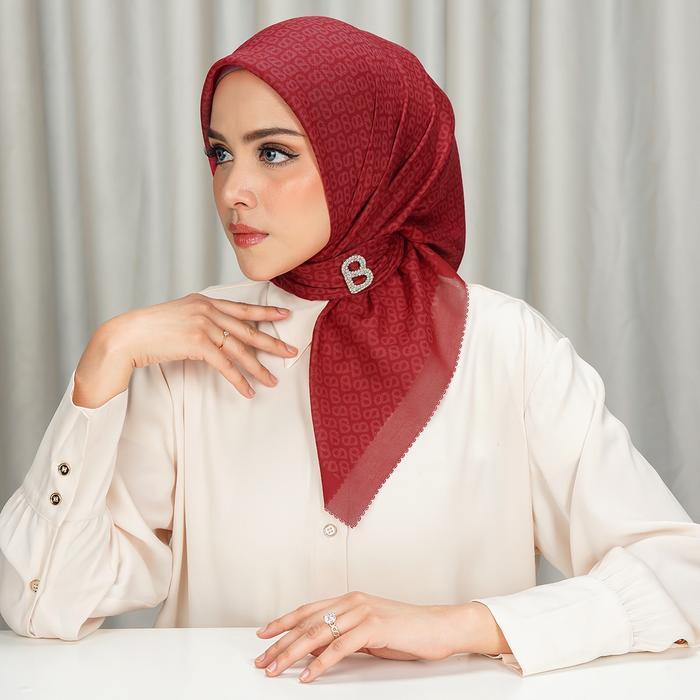 Buttonscarves Tapis Square - High Risk Red