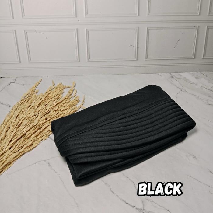 Hijab Bergo Hamidah  Instan, Adem, Nyaman & Anggun Seharian - Hitam