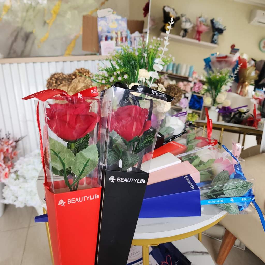 Single Rose Box Exclusive / Buket Bunga Box / Mawar Single / Single Rose Buket